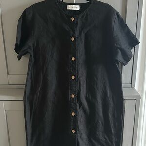 Love & Confuse Black Lyra Button-Down Dress, size S